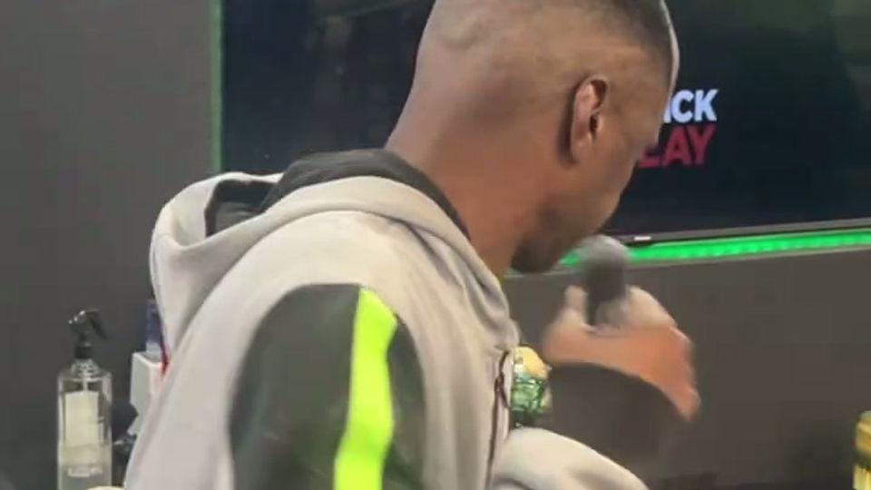 Who did he let cut his hair?